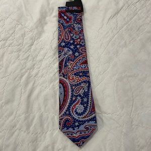 Daniel Cremieux limited edition red and blue paisley neck tie